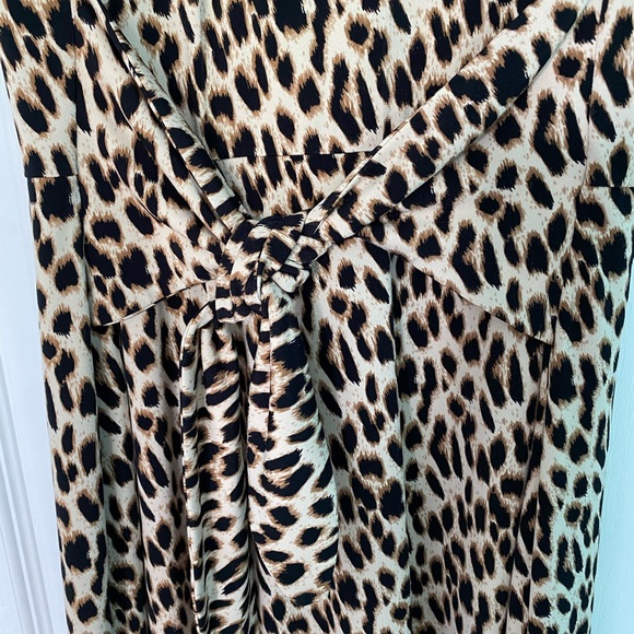 Tabard dress. - Picture 6 of 6